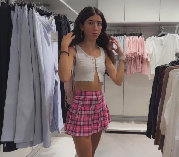 Katty West �� ������� �� ���� ������ �� �������� ������