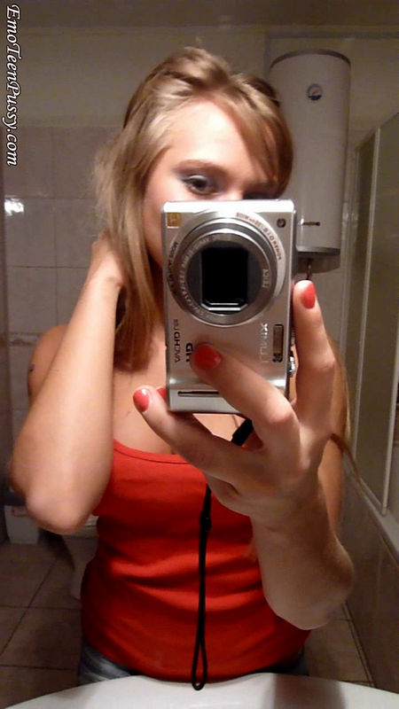 Sofia (EmoTeenPussy) HD 720p