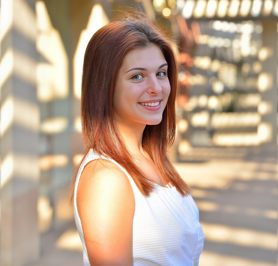 Секс с прекрасной Leah Gotti возле бассейна Секс с прекрасной Leah Gotti возле бассейна