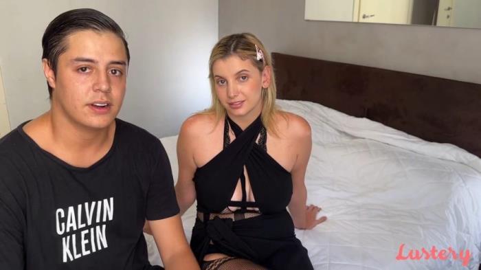 Ivana Montana, Jay Montana - Meet The Montanas - E2182 [FullHD 1080p]