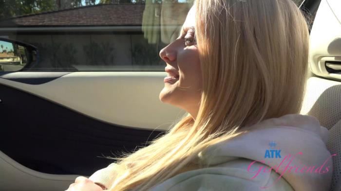 Paris White - Purple Lingerie POV Sex [SD 480p]