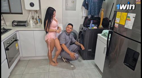 The Technician Fixes My Washing Machine And I Pay Him By Fucking Him Hard And Milking Him Full Ofcum Alejandra Palacios (FullHD)