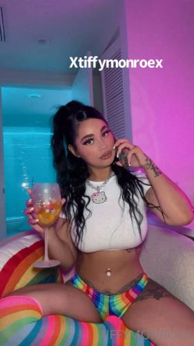 Xtiffymonroee Xxtiffymonroex, Xxitstiffyxx (SD)